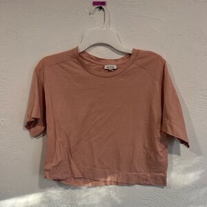 Light pink cropped T-shirt